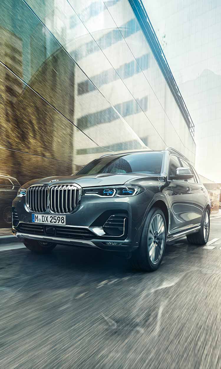 BMW X7 Series Sedan Price in Mumbai Offers, Mileage and Features BMW